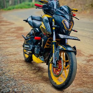 Bajaj Pulsar NS200 Bs4 2018 - Image 2