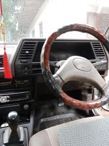 Nissan Sunny 1986