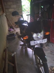 Bajaj Platina ES100 2016