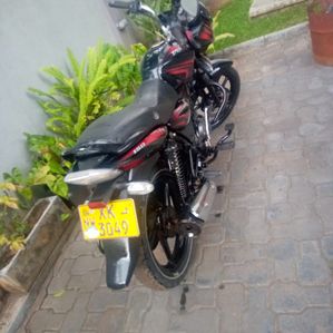 Bajaj Discover 2012 - Image 3