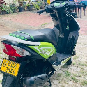 Honda Dio 2016 - Image 3