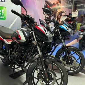 Bajaj Discover 125 Brand new 2025 - Image 2