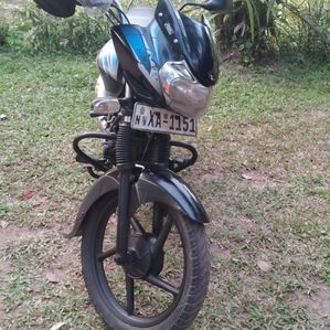 Bajaj Discover 2011 - Image 3