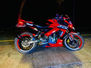 Bajaj Pulsar NS200 2017