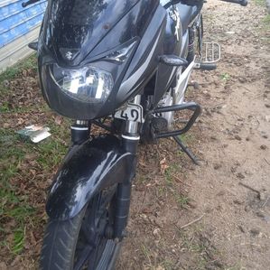Bajaj Pulsar 180 2011 - Image 2