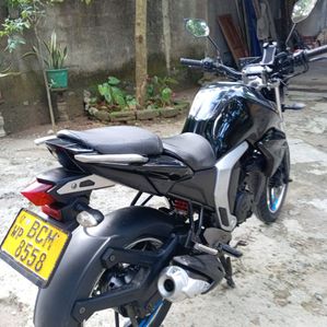 Yamaha FZ V2 2014 - Image 2