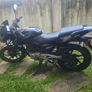 Bajaj Pulsar 180 2013 - Image 3