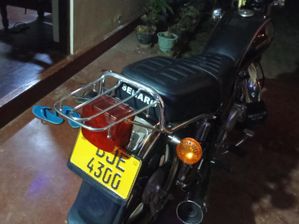 Senaro GN 125 2023