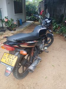 Bajaj Platina 2015