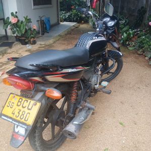Bajaj Platina 2015 - Image 2