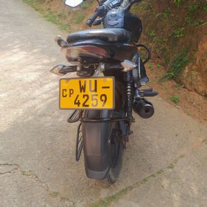 Bajaj Pulsar 135 2025 - Image 2