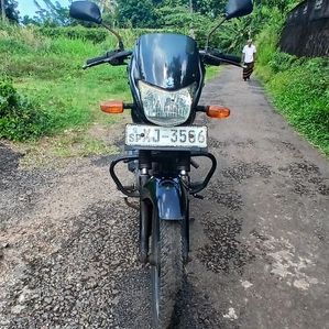Bajaj Platina 2012 - Image 2