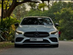 Mercedes Benz CLA 180 AMG Premium Plus 2020