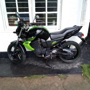 Yamaha FZ S 2011 - Image 2