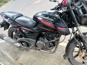 Bajaj Pulsar 180 2017