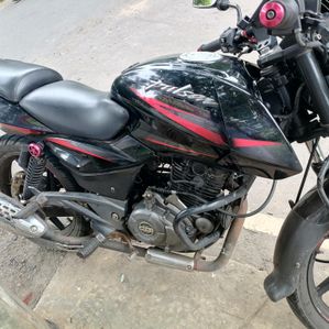 Bajaj Pulsar 180 2017 - Image 2