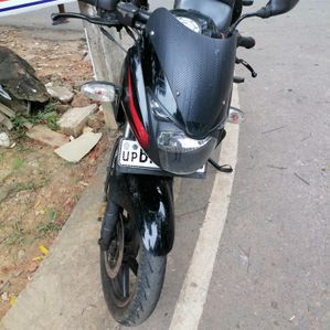 Bajaj Pulsar 180 2017 - Image 3