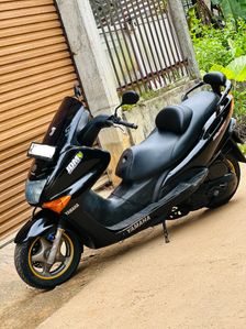 Yamaha Majesty 2012
