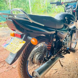 Bajaj Boxer 2018 - Image 2
