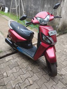 Mahindra Gusto 2016
