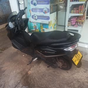Suzuki Burgman 2019 - Image 2