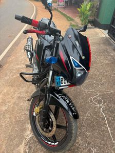 Bajaj Pulsar 180 2017