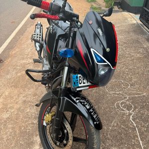 Bajaj Pulsar 180 2017 - Image 2