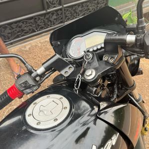 Bajaj Pulsar 180 2017 - Image 3