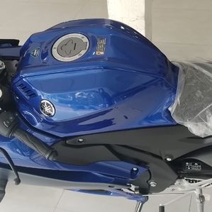 Yamaha R15 2025 - Image 3