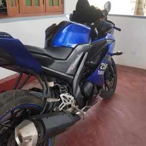 Yamaha R15 2018 - Image 3