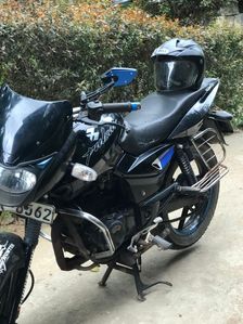 Bajaj Pulsar 150 2005