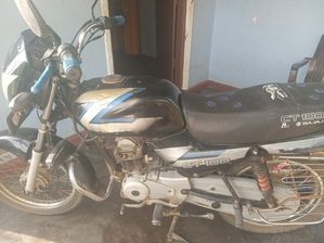 Bajaj CT100 2014