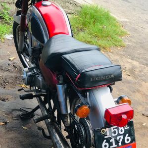 Honda CD 125 1999 - Image 2