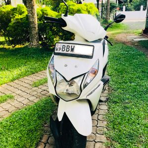 Honda Dio 2010 - Image 2