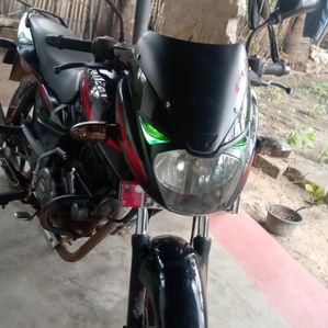 Bajaj Pulsar 150 2017