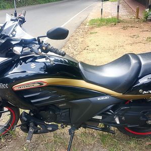 Suzuki Intruder 152 cc 2019 - Image 3