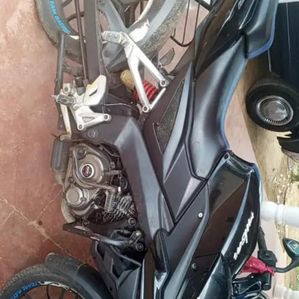 Bajaj Pulsar AS 150 2016 - Image 3