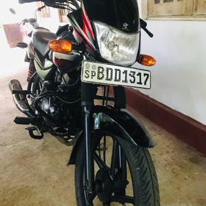 Bajaj Platina 2015 - Image 2