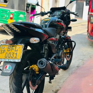 Bajaj Pulsar 180 2017 - Image 2