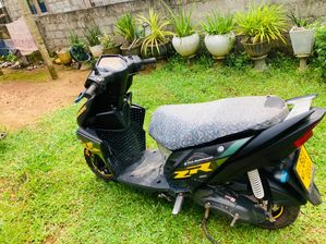 Yamaha Ray ZR 2018