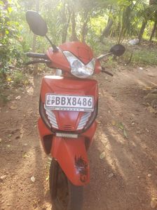 Mahindra Gusto 2018