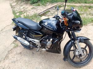 Bajaj Pulsar 180 2008