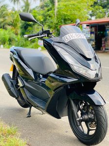 Honda PCX 2024