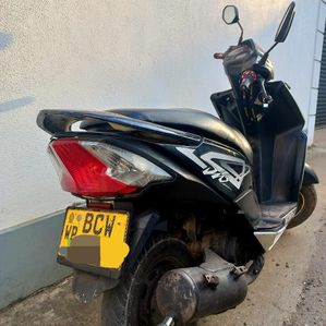 Honda Dio Black and White 2015 - Image 3