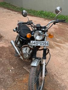 Suzuki GN 125 2012
