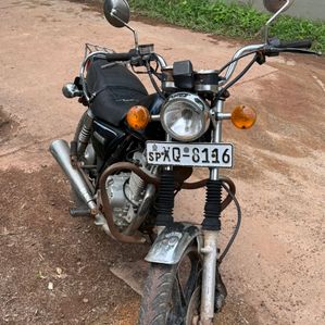 Suzuki GN 125 2012 - Image 2