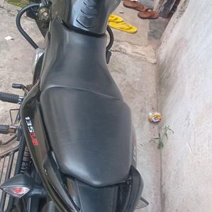 Bajaj Pulsar 135 2011 - Image 3