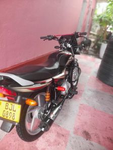 Bajaj CT100 2024