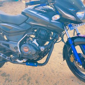 Bajaj Pulsar 150 2020 - Image 2
