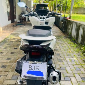 Honda PCX 125 2024 - Image 3